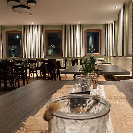 Buergerhausloewen Hotel Philippsburg Luaran gambar